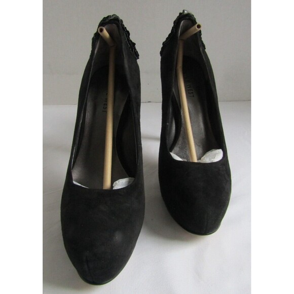 Nine West Black Suede Heels Beaded With Box Womens Size 6 - Picture 4 of 11